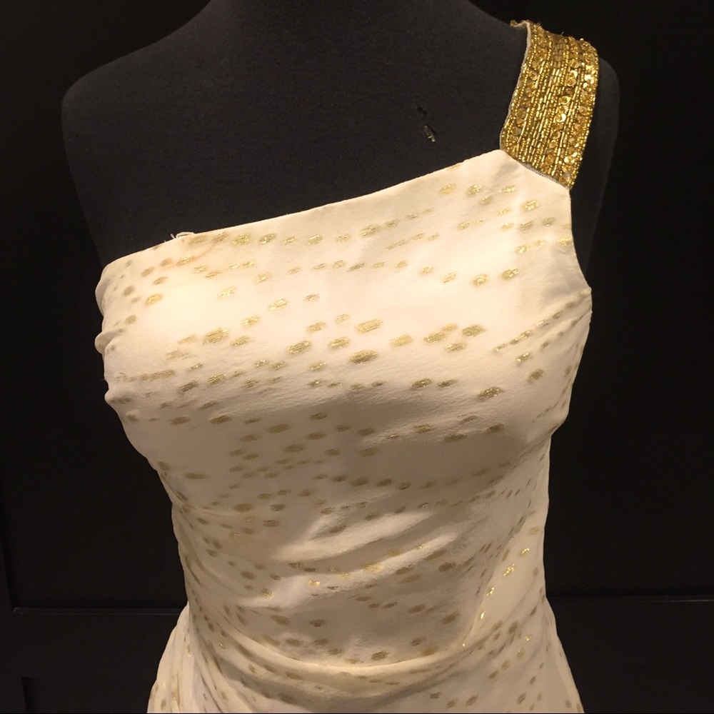 Aidan Mattox gown